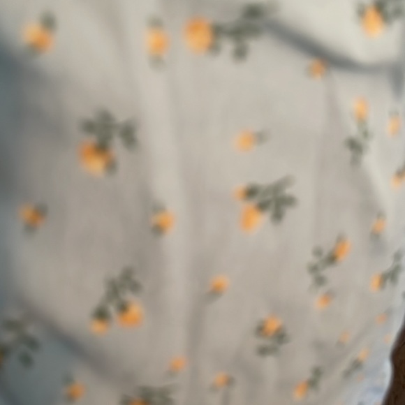 Brandy Melville size 3 skirt  wraps to adjustable waist - Picture 3 of 4